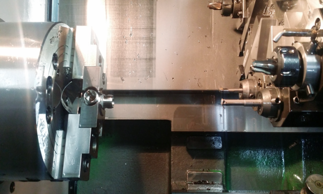 cross hole deburring hydraulic part with a cofa-x tool